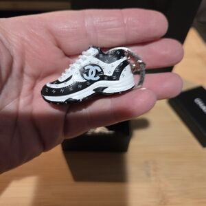 New Black and White Key Chain And Charm With Box And Bag